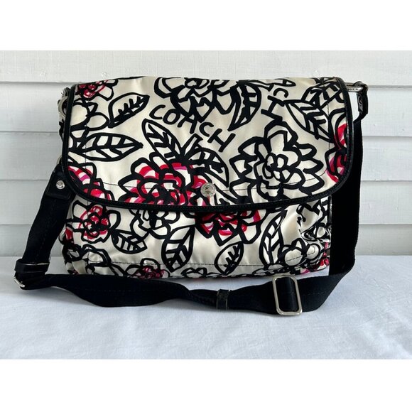 COACH Kyra Graffiti Daisy Floral Crossbody Shoulder Back Pink Lining White Black - Picture 1 of 16